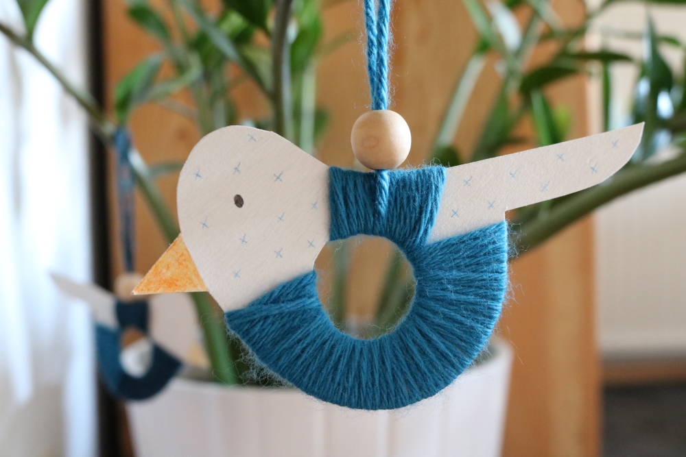 Hanging Decoration Bird Wrapped with Wool